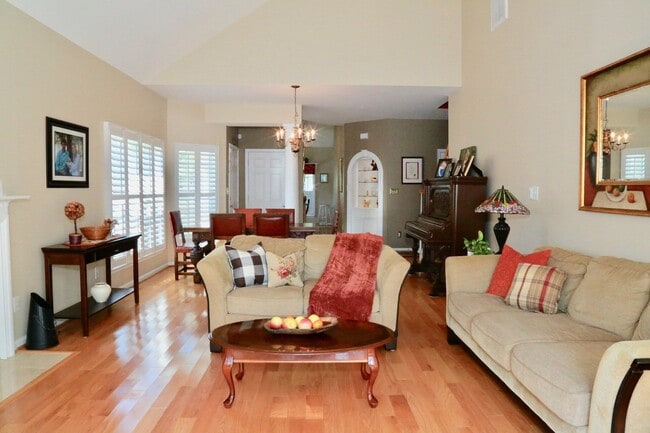 3720 Lake Powhatan Lk in Williamsburg, VA - Building Photo - Building Photo