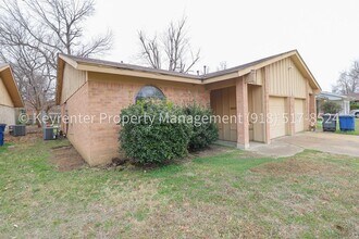 6125 S Troost Ave in Tulsa, OK - Building Photo - Building Photo