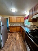 1708 Gregory Way in Bremerton, WA - Building Photo - Building Photo