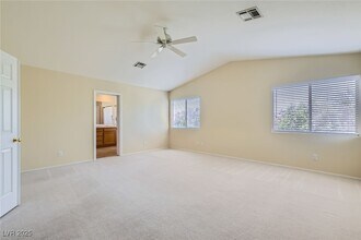 645 Elliot Peak Ave in Las Vegas, NV - Building Photo - Building Photo