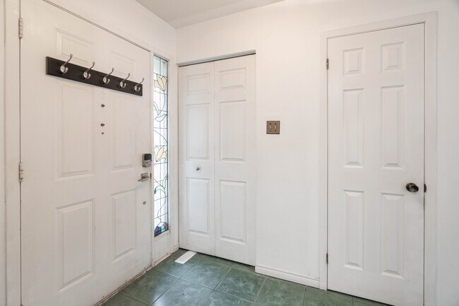 408 Deveron Cres in London, ON - Building Photo - Building Photo