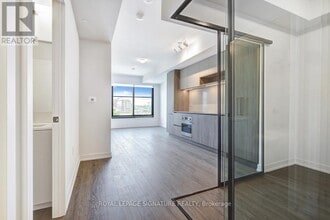 181 Sterling Rd in Toronto, ON - Building Photo - Building Photo