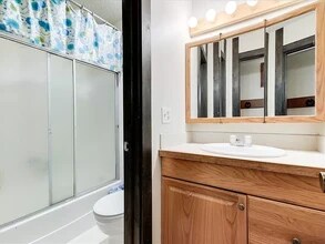 1120 Ski Hill Rd, Unit 20 in Breckenridge, CO - Foto de edificio - Building Photo