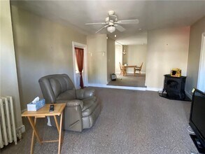 9 Narragansett Ave-Unit -1 in Newport, RI - Building Photo - Building Photo
