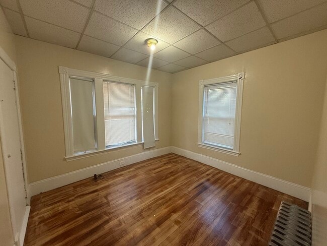 32 Manchester St in Lowell, MA - Building Photo - Building Photo