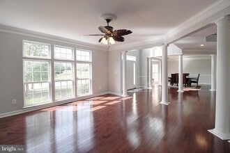 2150 Chestnut Ln in Frederick, MD - Building Photo - Building Photo