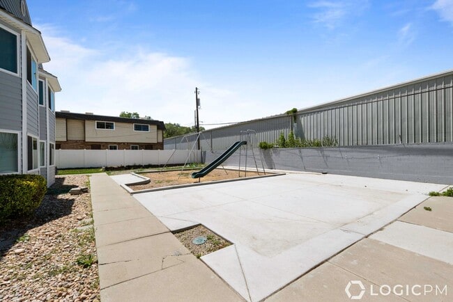 4520 S 200 E in Murray, UT - Building Photo - Building Photo