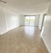 919 Hillcrest Dr in Hollywood, FL - Building Photo - Building Photo