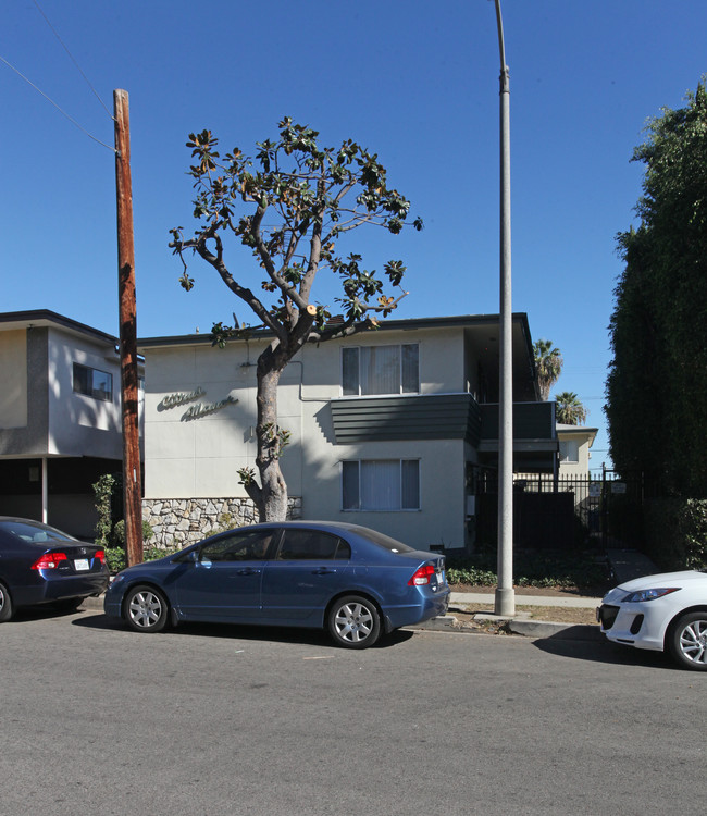 1332 N Citrus Ave in Los Angeles, CA - Foto de edificio - Building Photo