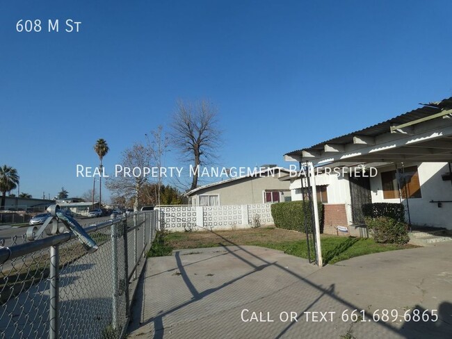 608 M St in Bakersfield, CA - Building Photo - Building Photo