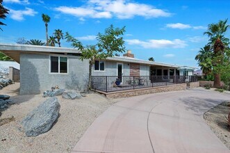 54925 Avenida Ramirez in La Quinta, CA - Building Photo - Building Photo
