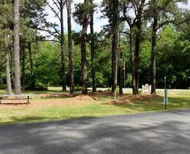 Blues Farm Apartments in Laurinburg, NC - Building Photo - Building Photo