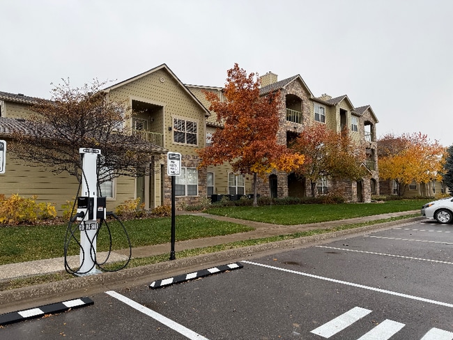 5620 Fossil Creek Pkwy in Fort Collins, CO - Building Photo - Building Photo