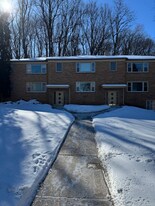 3315 Harvey St, Unit 3317-7 in Madison, WI - Building Photo