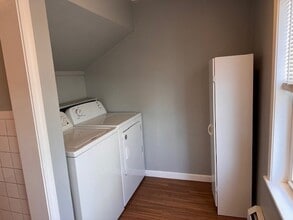 25 Blaine St, Unit 1 in Malden, MA - Building Photo - Building Photo