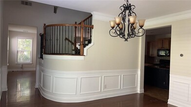 5830 Falls Landing Dr in Cumming, GA - Building Photo - Building Photo