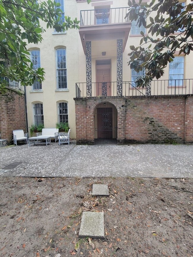 301 E Liberty in Savannah, GA - Building Photo - Building Photo