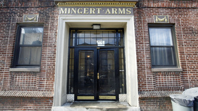Mingert Arms in Brooklyn, NY - Foto de edificio - Building Photo
