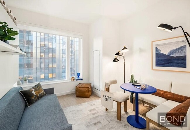 property at 550 10th Ave
