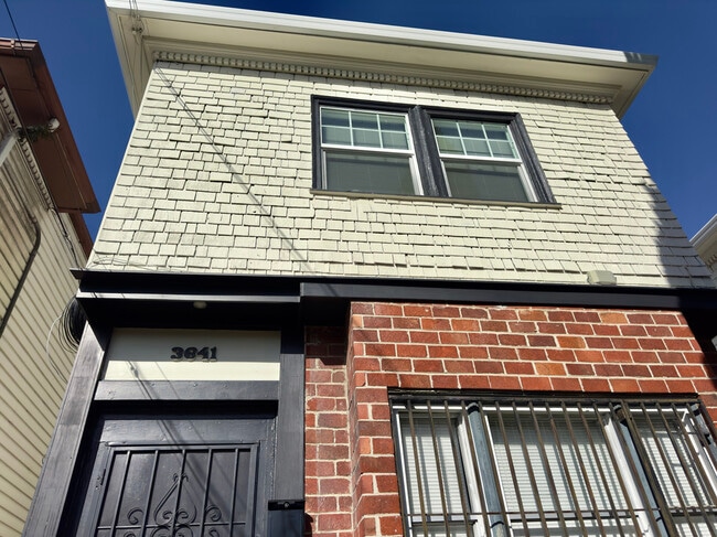3641 West St, Unit 3641 in Oakland, CA - Foto de edificio - Building Photo