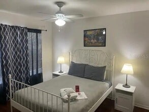 2250 San Vital Dr in Kissimmee, FL - Foto de edificio - Building Photo