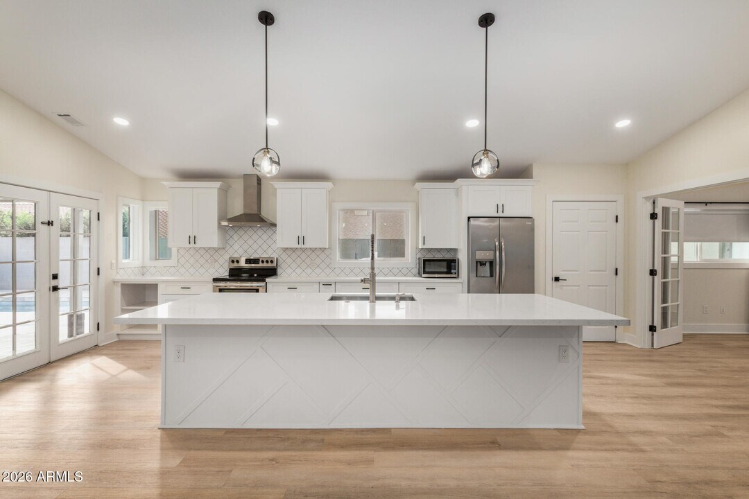 5713 E Hillery Dr in Scottsdale, AZ - Building Photo