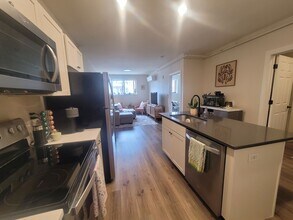 2577 Downer in Milwaukee, WI - Building Photo - Interior Photo