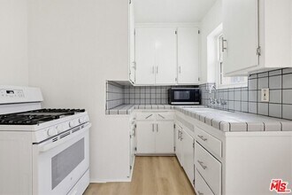 1255 S Crescent Heights Blvd in Los Angeles, CA - Building Photo - Building Photo