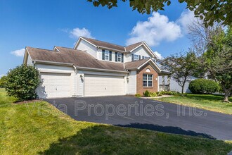 7225 Bromfield Dr in Canal Winchester, OH - Foto de edificio - Building Photo