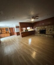 1916 W Rochelle Rd in Irving, TX - Building Photo - Building Photo