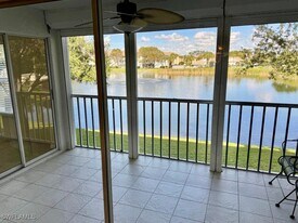 9580 Victoria Ln in Naples, FL - Building Photo