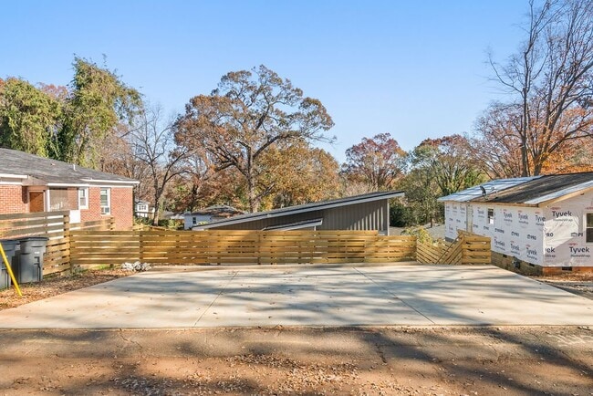 21 Cody St in Greenville, SC - Building Photo - Building Photo