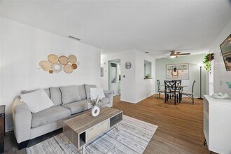 8911 Blind Pass Rd, Unit 308 in St Pete Beach, FL - Building Photo - Building Photo
