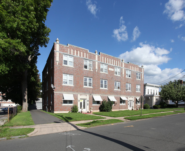 49 Cedar St in New Britain, CT - Building Photo - Building Photo