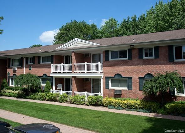 675 Conklin St in Farmingdale, NY - Building Photo