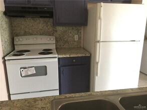 2916 N 32nd St in McAllen, TX - Building Photo - Building Photo