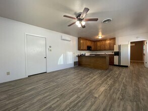 2030 Humboldt Rd in Chico, CA - Building Photo - Building Photo
