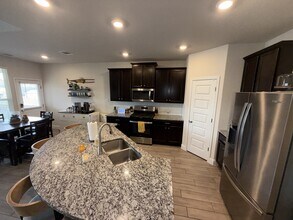 303 Colorado Cyn in San Antonio, TX - Building Photo - Building Photo