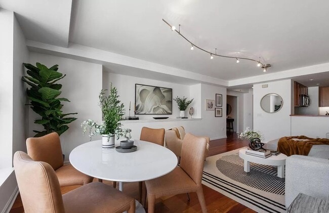 property at 400 Beale St