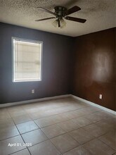 11607 Chimney Rock Rd in Houston, TX - Building Photo - Building Photo