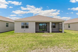 15968 Crofton Spgs Wy in Port Charlotte, FL - Building Photo - Building Photo