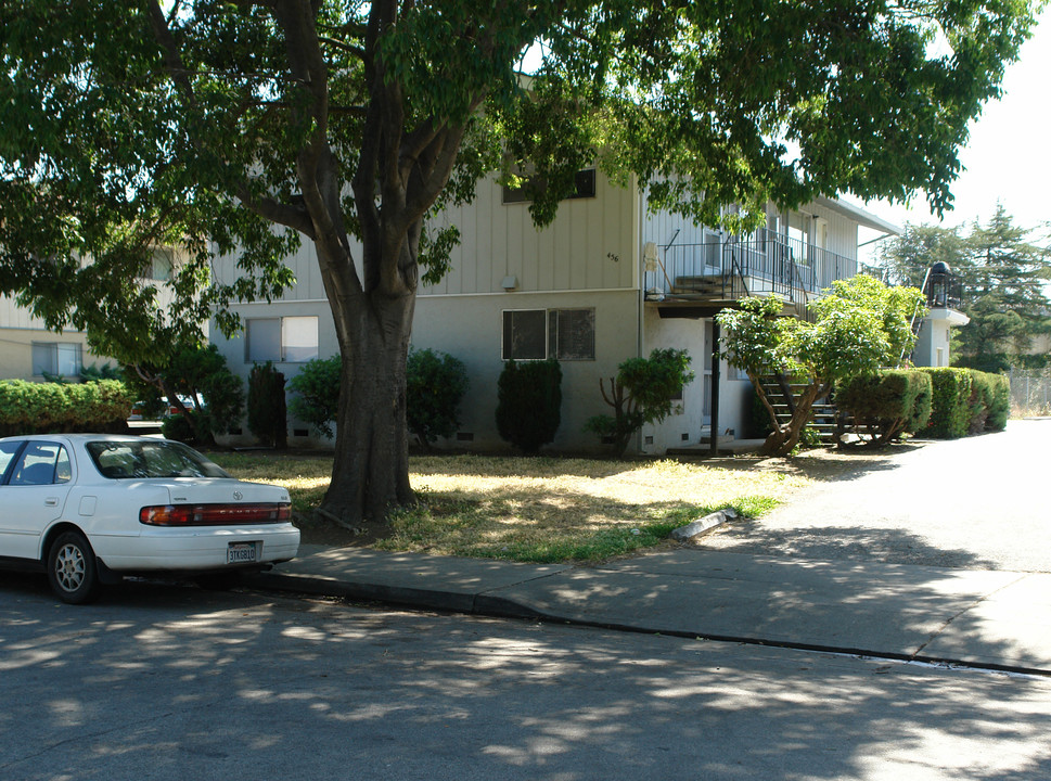 456 Hawthorn Ave in Sunnyvale, CA - Building Photo