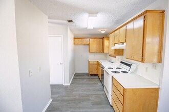 5742 Dartmouth Dr in Lubbock, TX - Building Photo - Building Photo