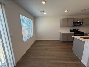 10352 Ricordi St in Las Vegas, NV - Building Photo - Building Photo