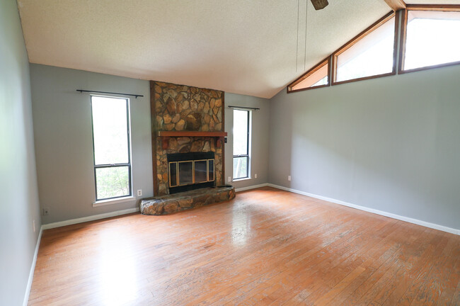 137 Porter Dr in Panama City Beach, FL - Building Photo - Building Photo