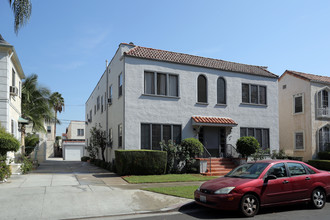 340 N Orange Grove Ave in Los Angeles, CA - Building Photo - Primary Photo