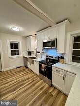 927 Hamilton St in Carlisle, PA - Building Photo - Building Photo