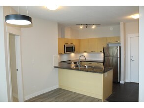 33539-33539 Holland Ave in Abbotsford, BC - Building Photo - Building Photo