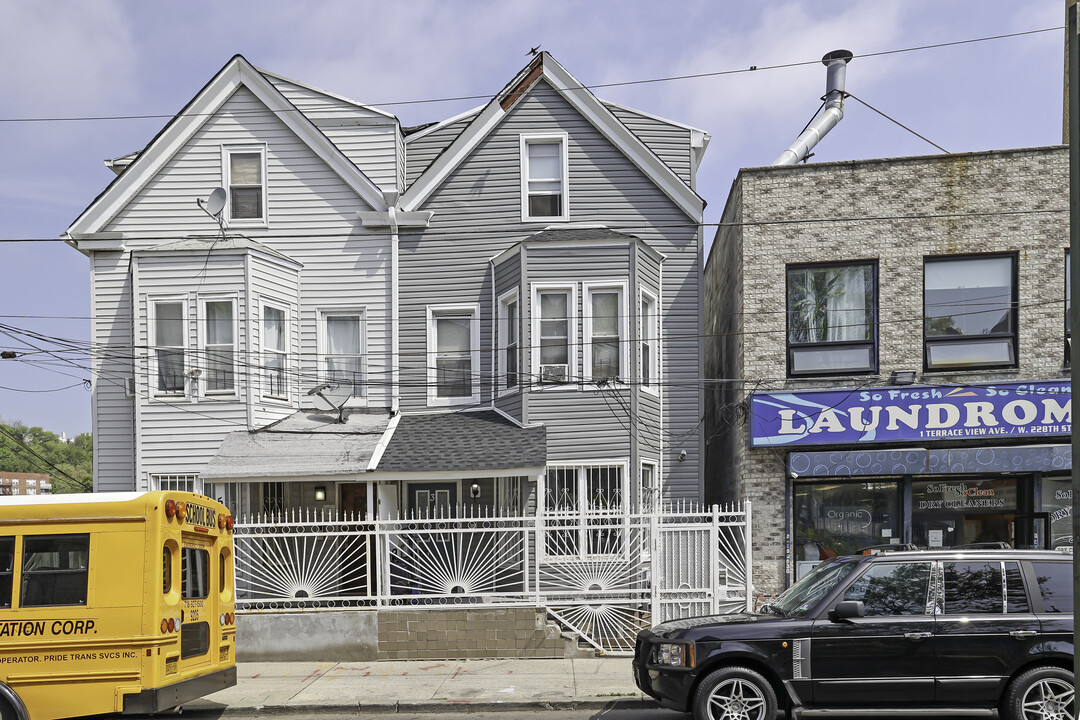 3 Terrace View Ave in Bronx, NY - Foto de edificio