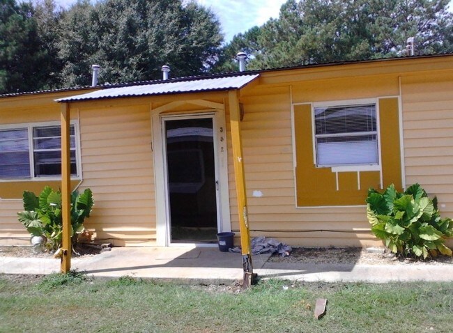 348-370 Bowie Cir in Tyler, AL - Foto de edificio - Building Photo
